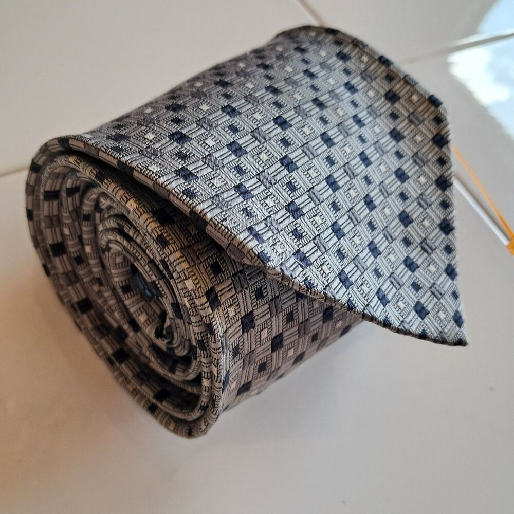 Dani Mens 100% Silk Necktie Silver Geometric Pattern Handmade